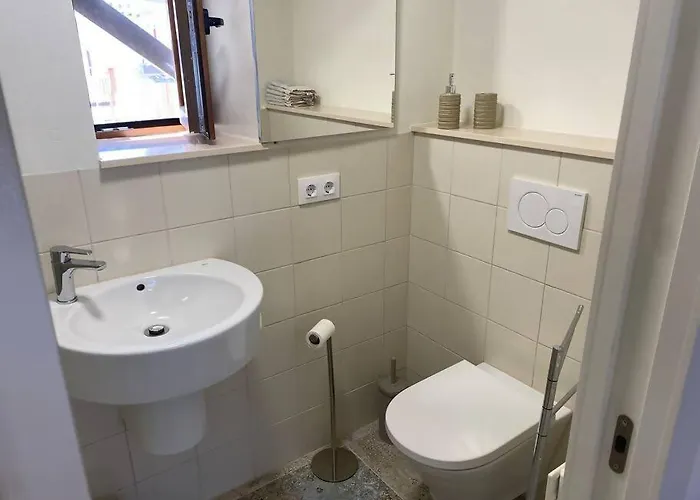 Casa Junto Al Castillo دينايا