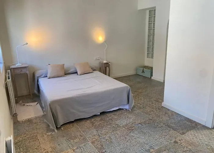 Casa Junto Al Castillo * Denia